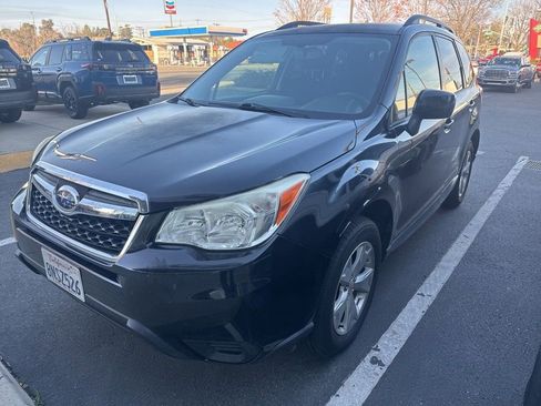 Used 2016 Subaru Forester 2.5i w/ Alloy Wheel Package image 1