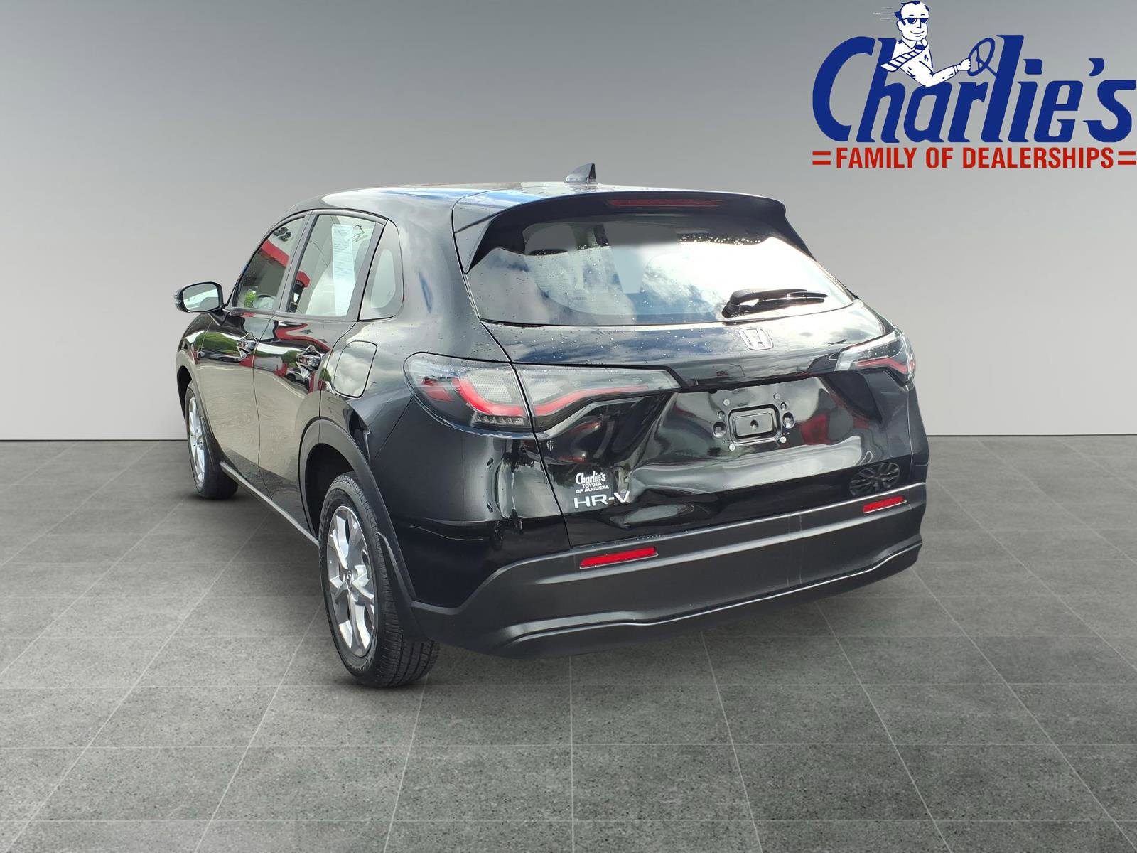 Used 2023 Honda HR-V LX image 5