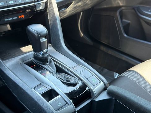 Used 2020 Honda Civic EX image 28
