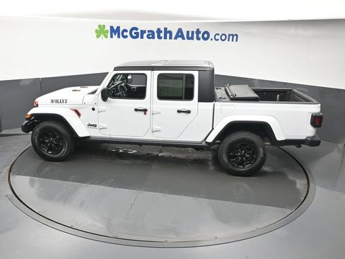 Used 2023 Jeep Gladiator Sport AWD/4WD image 24