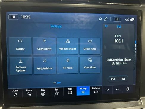 Used 2025 Ford F150 Lariat w/ Equipment Group 501A Mid image 34