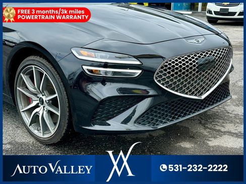 Used 2025 Genesis G70 2.5T image 10