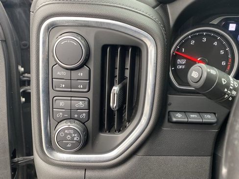 Used 2019 Chevrolet Silverado 1500 High Country w/ Technology Package image 26