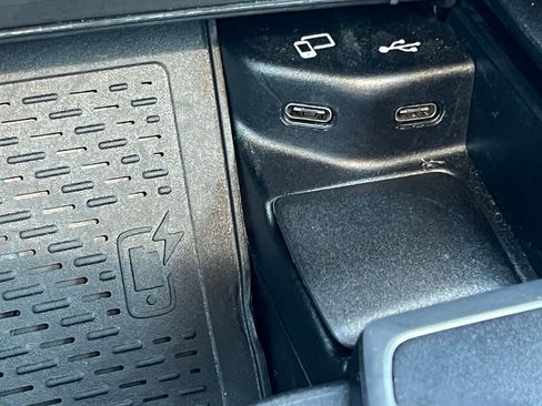 Used 2023 Mercedes-Benz GLS 450 4MATIC image 28
