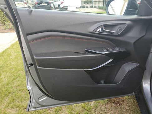 New 2026 Chevrolet Trax RS w/ Sunroof Package image 19