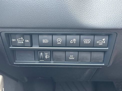 New 2026 Toyota Tundra Limited AWD/4WD image 31