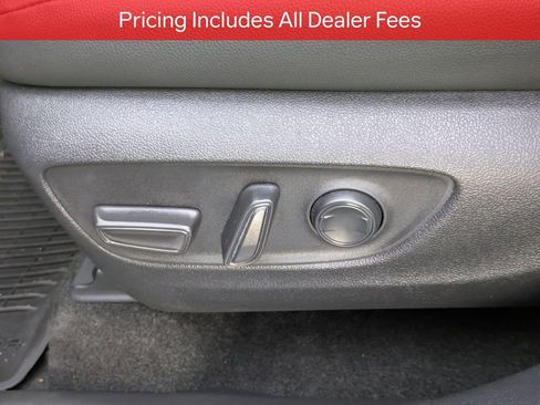 Used 2026 Toyota Grand Highlander FWD image 22