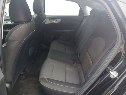 Used 2023 Kia Forte LXS w/ LXS Technology Package image 27