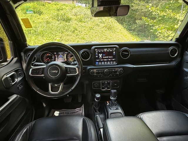Used 2019 Jeep Wrangler Unlimited Sahara w/ Dual Top Group AWD/4WD image 10