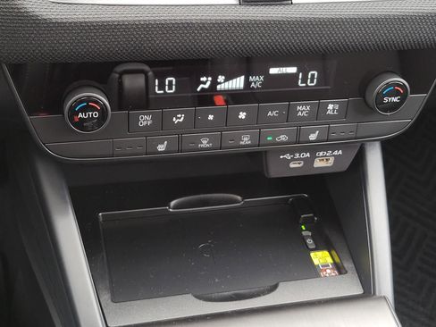 New 2026 Subaru Outback Limited AWD/4WD image 13