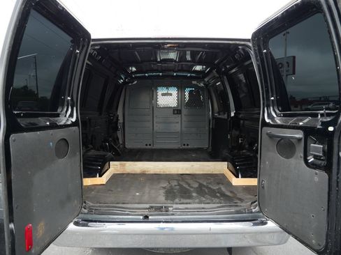 Used 2014 Ford E-150 and Econoline 150 w/ Power Group RWD image 23