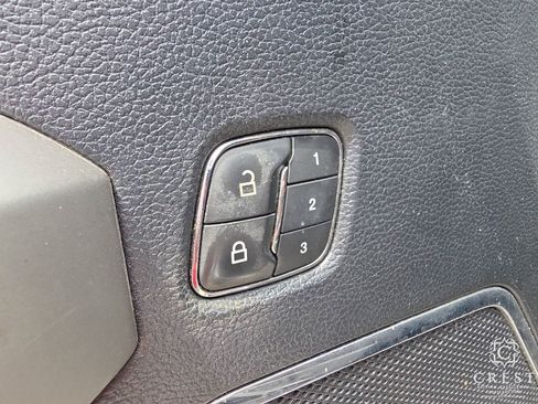 Used 2020 Ford F150 Lariat AWD/4WD image 9