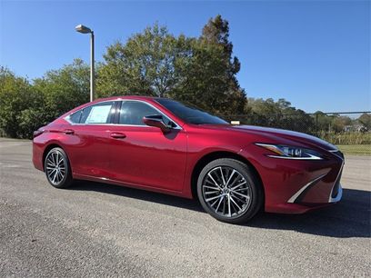 New 2025 Lexus ES 350 w/ Premium Package
