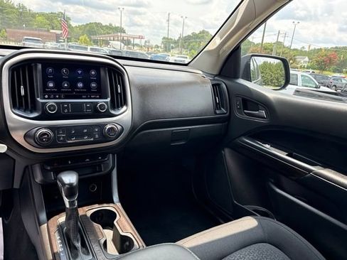 Used 2022 GMC Canyon Elevation w/ Trailering Package AWD/4WD image 19