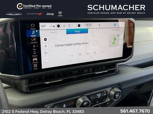 Used 2024 Jeep Wrangler Unlimited Sahara w/ Technology Group AWD/4WD image 19