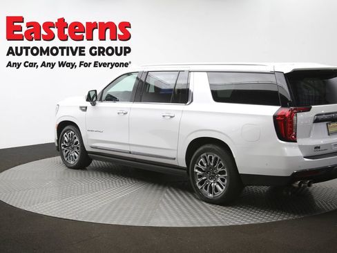 Used 2023 GMC Yukon XL Denali Ultimate w/ LPO, Floor Liner Package AWD/4WD image 72