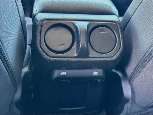 Certified 2023 Jeep Wrangler Unlimited w/ Cold Weather Group AWD/4WD image 28