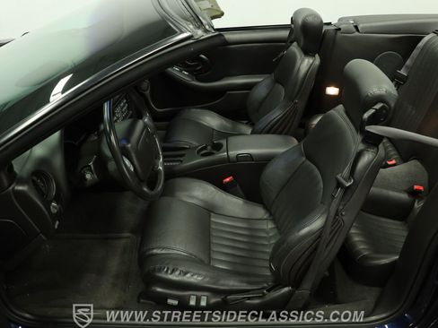 Used 2001 Pontiac Firebird Trans Am RWD image 35