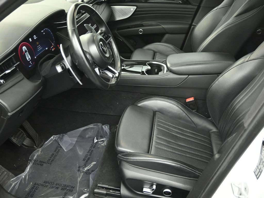 Used 2023 Maserati Grecale Modena AWD/4WD image 10