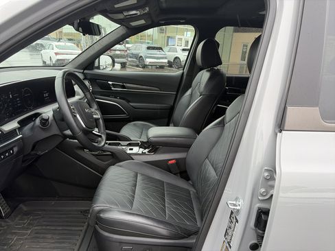 Used 2024 Kia Telluride SX Prestige X-Pro AWD/4WD image 7
