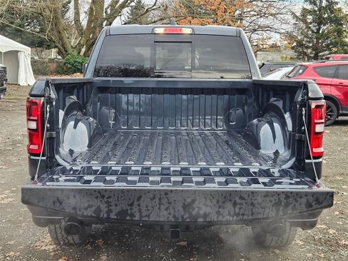 New 2026 RAM 1500 4x4 Crew Cab image 10