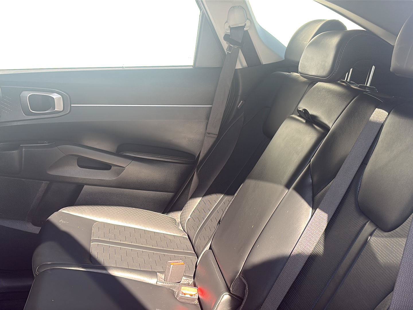 Used 2025 Kia Sorento S w/ Panoramic Sunroof Package FWD image 26