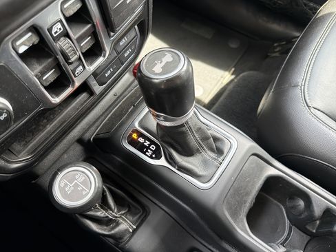 Used 2021 Jeep Wrangler Unlimited Sahara w/ Dual Top Group image 26