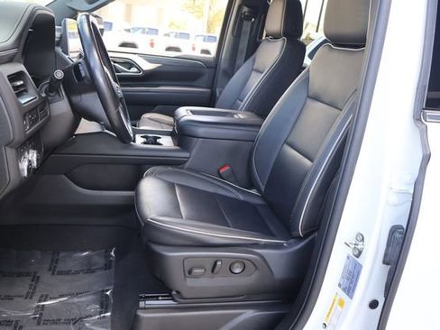 Certified 2023 GMC Yukon SLT image 10