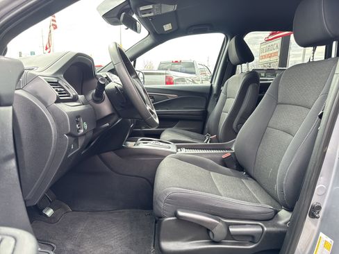 Used 2019 Honda Passport Sport image 12