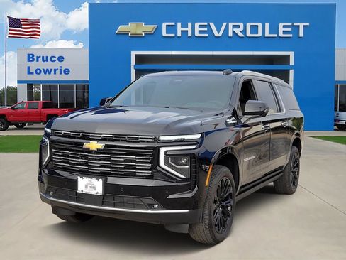 Used 2026 Chevrolet Suburban High Country RWD image 1