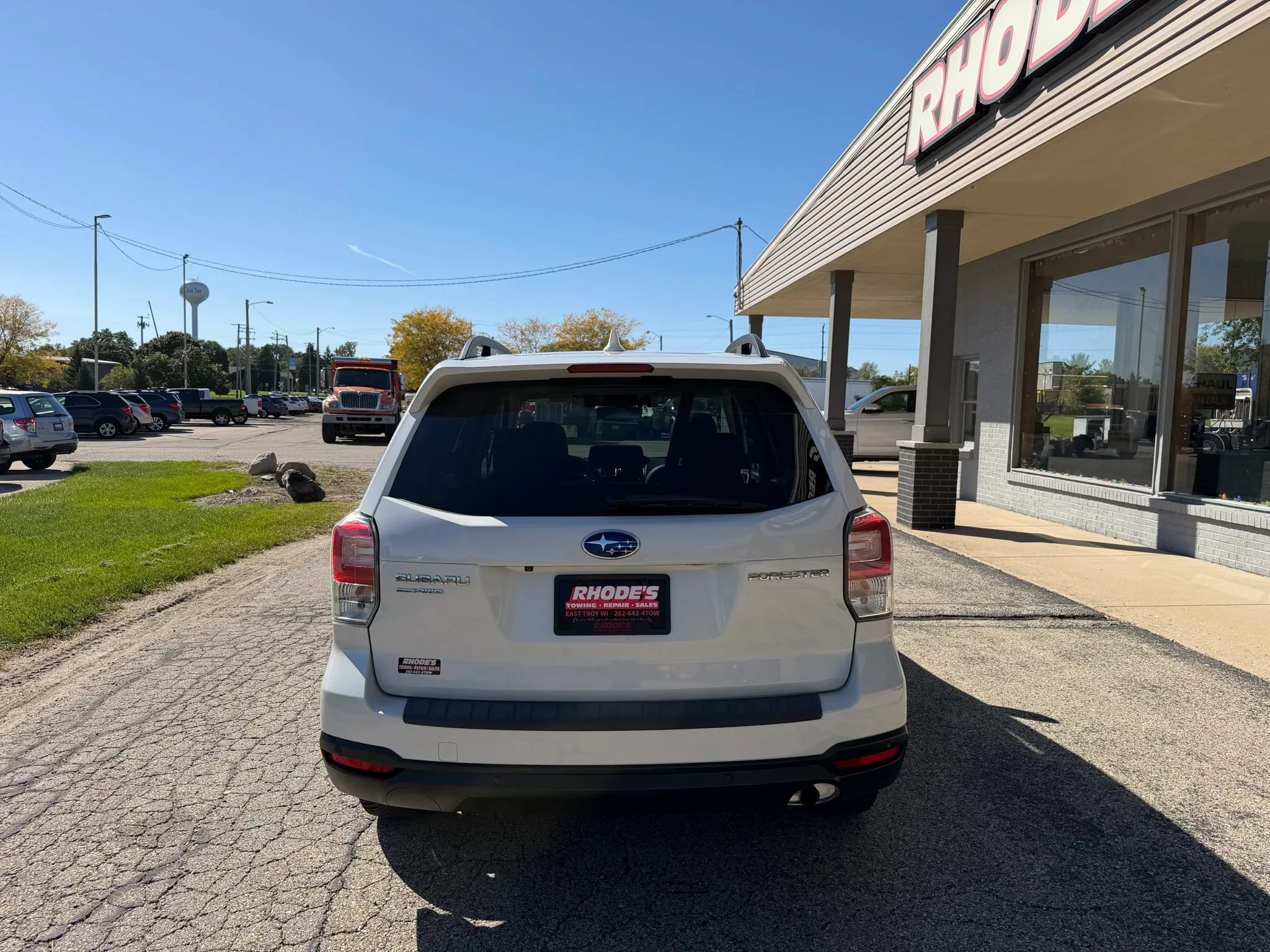 Used 2018 Subaru Forester 2.5i Touring w/ Popular Package #2 AWD/4WD image 4