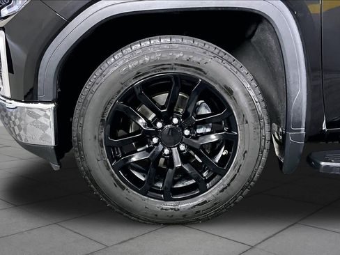 Used 2021 GMC Sierra 1500 SLT RWD image 11