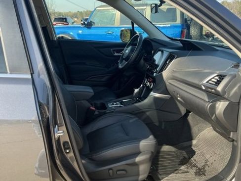 Used 2021 Subaru Forester Touring image 19