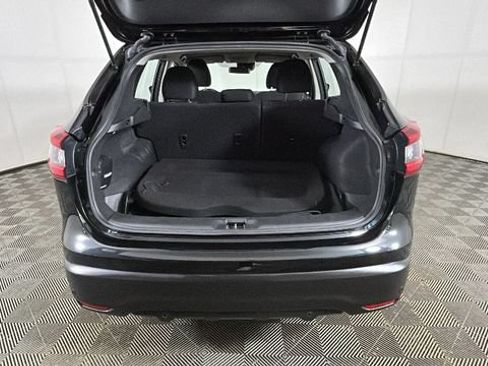 Used 2020 Nissan Rogue Sport S AWD/4WD image 26