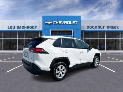 Used 2025 Toyota RAV4 LE image 8