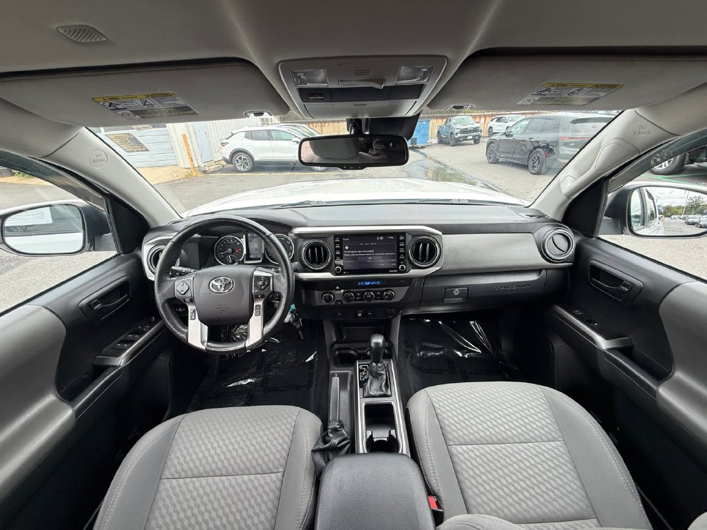 Used 2022 Toyota Tacoma SR5 AWD/4WD image 20