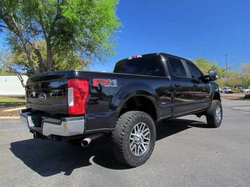 Used 2019 Ford F250 XL w/ STX Appearance Package image 10