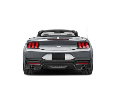 Used 2025 Ford Mustang Premium RWD image 5