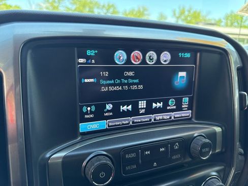 Used 2018 Chevrolet Silverado 1500 LT w/ All Star Edition AWD/4WD image 31
