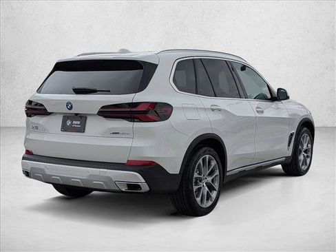 New 2026 BMW X5 xDrive50e AWD/4WD image 2