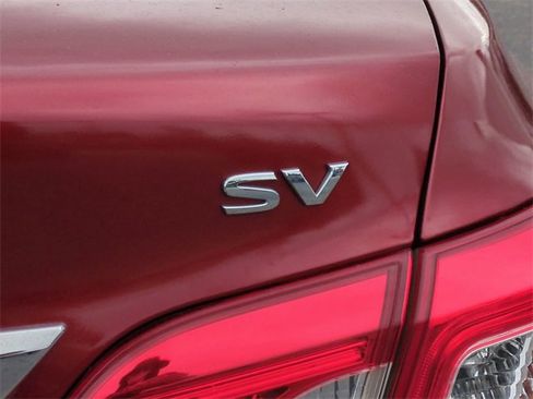 Used 2018 Nissan Sentra SV image 13