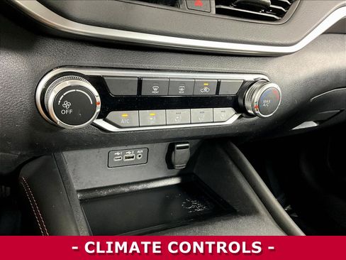 Certified 2022 Nissan Altima 2.5 SR FWD image 15