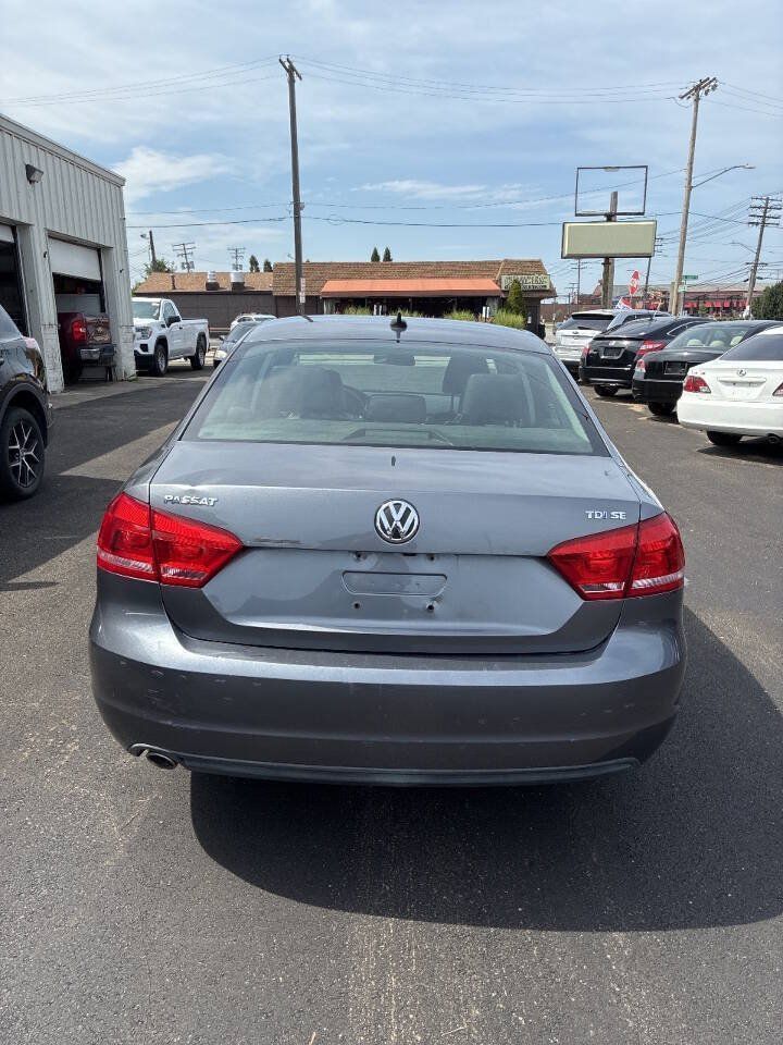 Used 2015 Volkswagen Passat TDI SE FWD image 7
