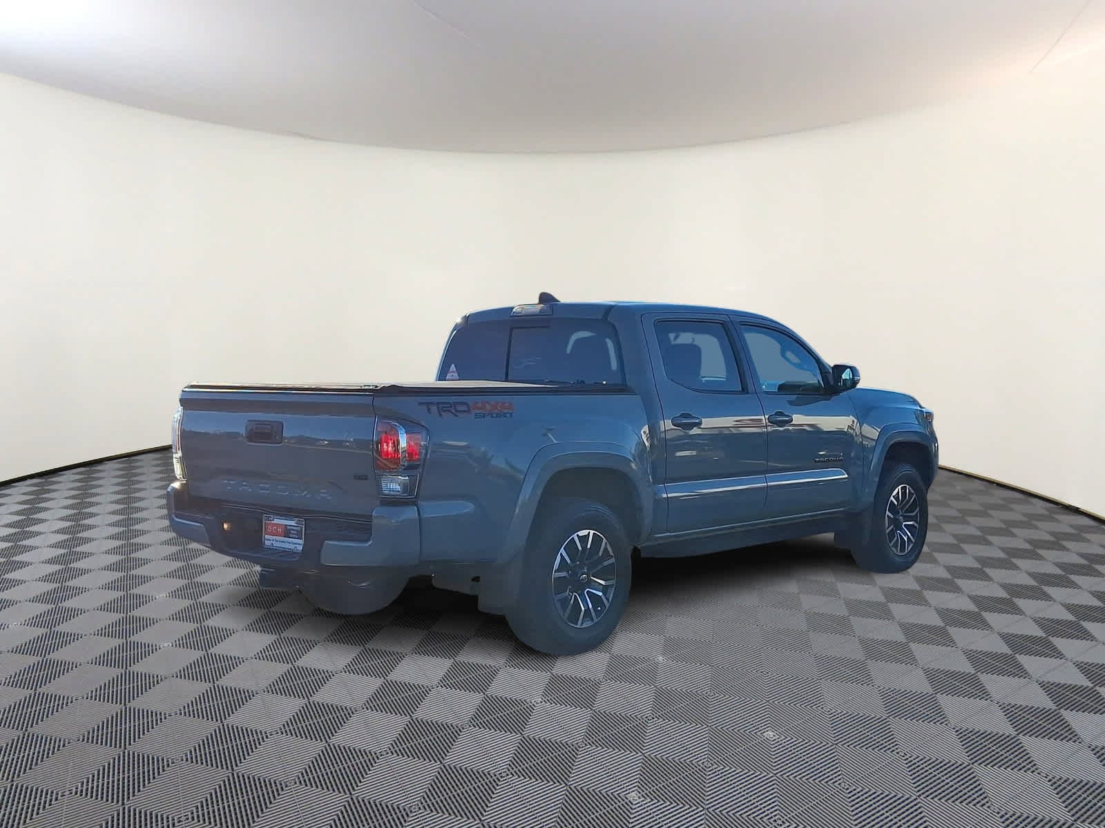 Used 2022 Toyota Tacoma TRD Sport AWD/4WD image 5