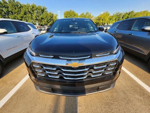 Used 2026 Chevrolet Equinox LT FWD image 2