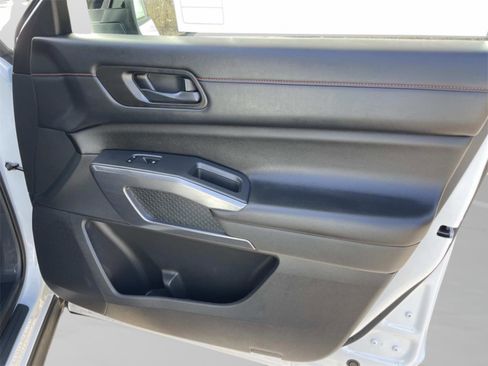 New 2026 Nissan Pathfinder Rock Creek image 21