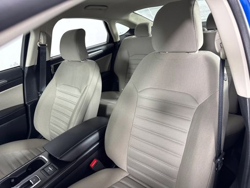 Used 2018 Ford Fusion S image 15