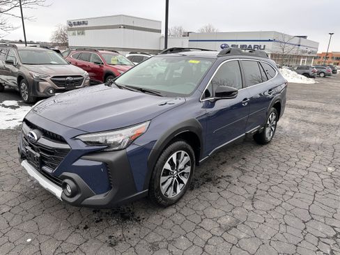 Certified 2025 Subaru Outback Limited image 7