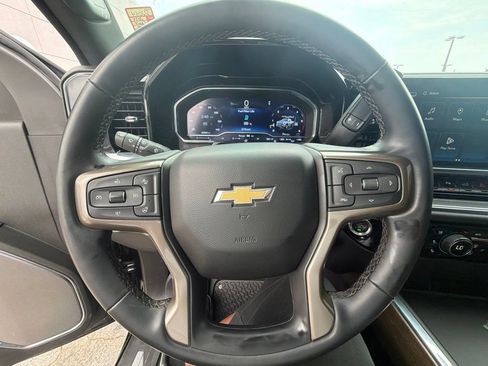 Used 2024 Chevrolet Silverado 2500 High Country w/ Technology Package AWD/4WD image 10