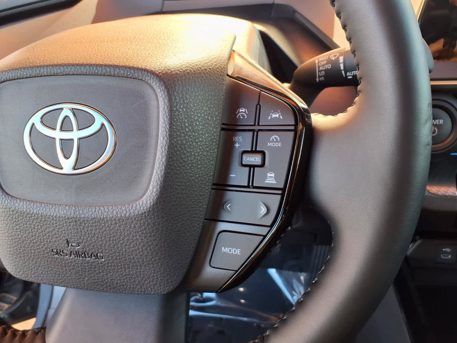 Certified 2026 Toyota Prius XLE FWD image 21